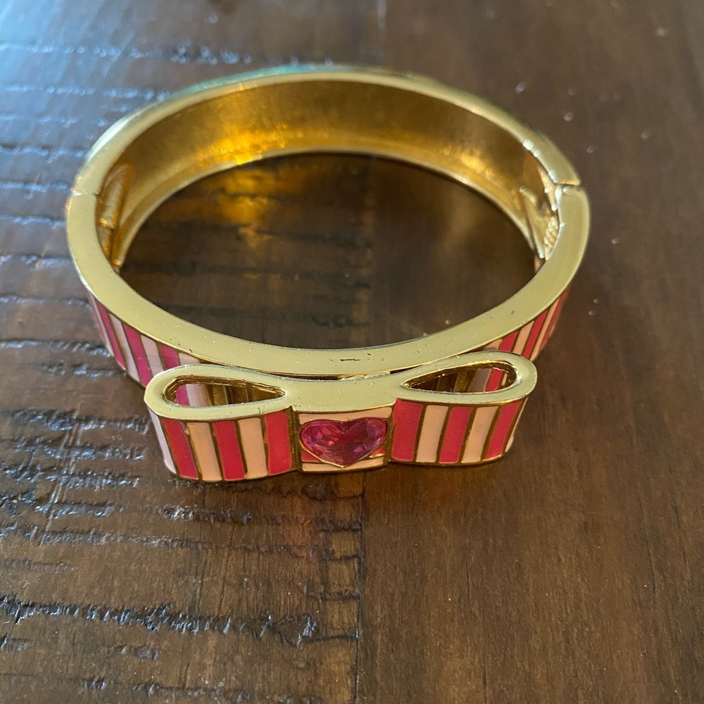 Betsey Johnson bow bracelet